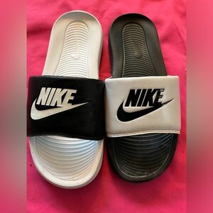 Nike 2 tone slides